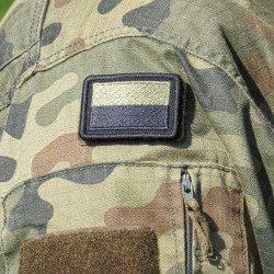 Para flag mundurowych Polska – 56x38 mm, kolorowa i gaszona, do munduru